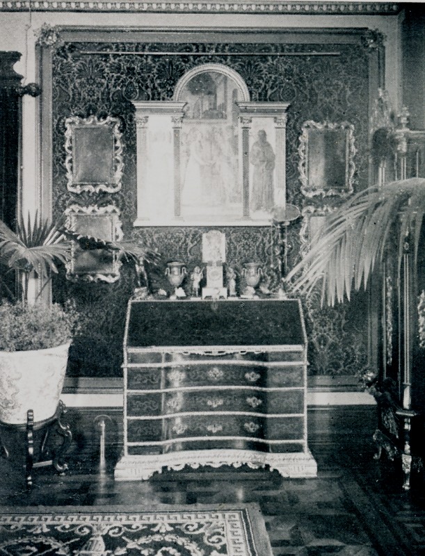 Detail of the salon p. 96 bottom right